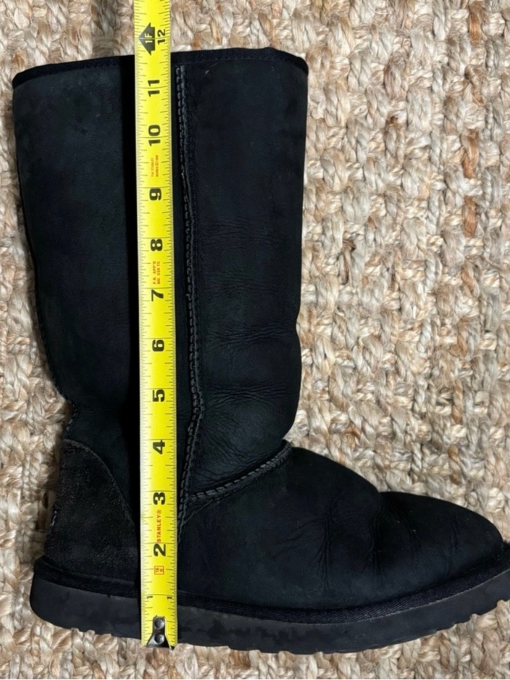 Ugg Boots - Picture 6 of 8